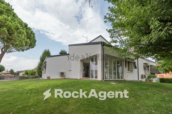 casa indipendente in vendita a Vo'