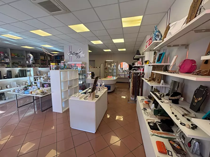 negozio in vendita a Vo'