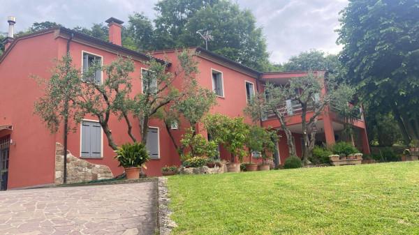 casa indipendente in vendita a Vo'