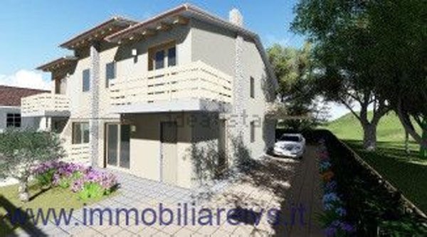 casa indipendente in vendita a Vo'