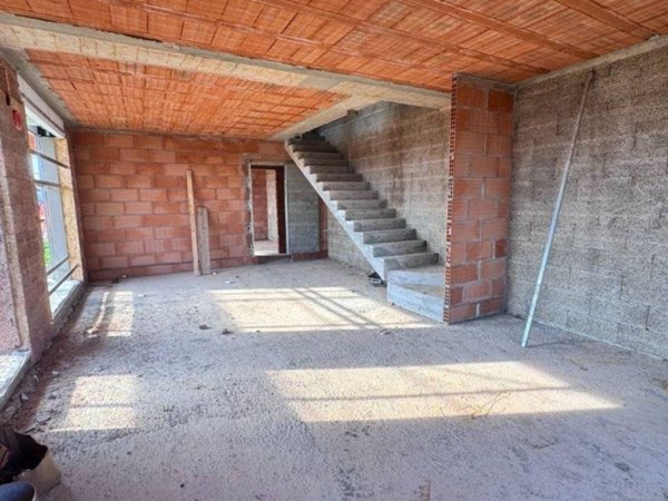 casa indipendente in vendita a Vo'