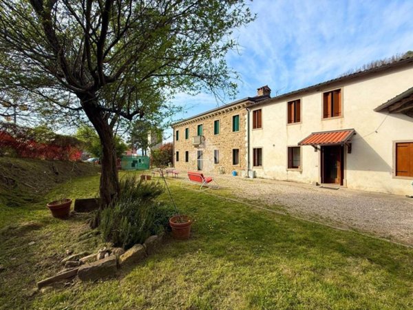 casa indipendente in vendita a Vo'