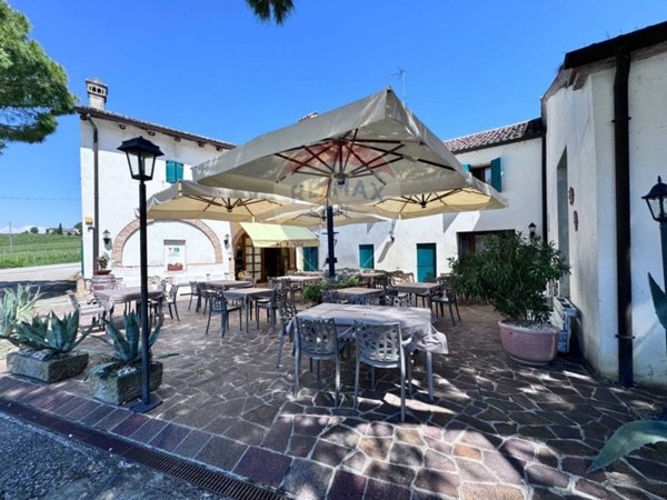 negozio in vendita a Vo'