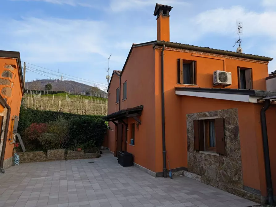 casa indipendente in vendita a Vo'