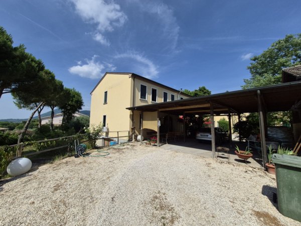 casa indipendente in vendita a Vo'