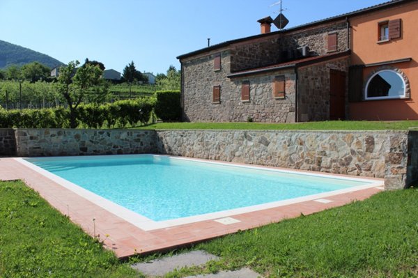 casa indipendente in vendita a Vo'