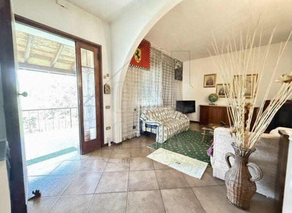 casa indipendente in vendita a Vo'