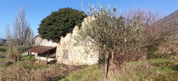 terreno in vendita a Vo'
