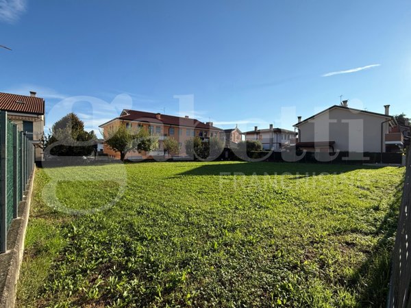 ufficio in vendita a Due Carrare in zona Palazzina