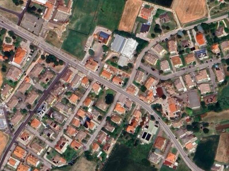 terreno edificabile in vendita a Due Carrare