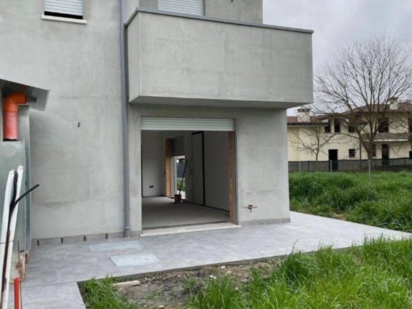 casa indipendente in vendita a Due Carrare