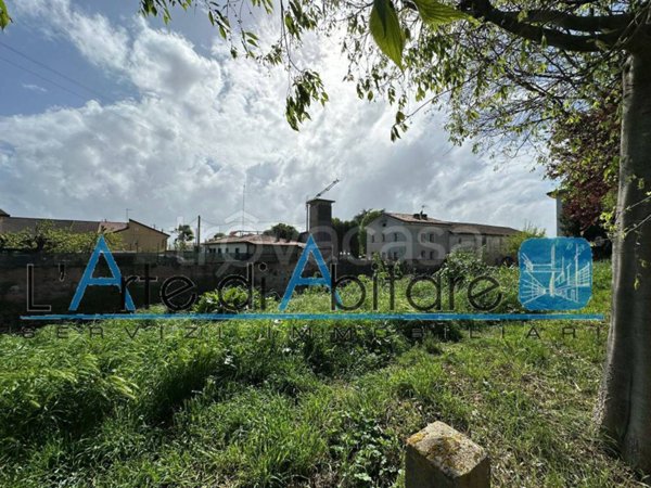 casa indipendente in vendita a Due Carrare in zona Pontemanco