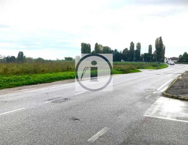 terreno edificabile in vendita a Due Carrare in zona Terradura