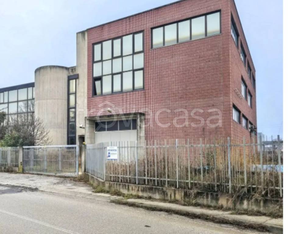 appartamento in vendita a Due Carrare in zona Terradura