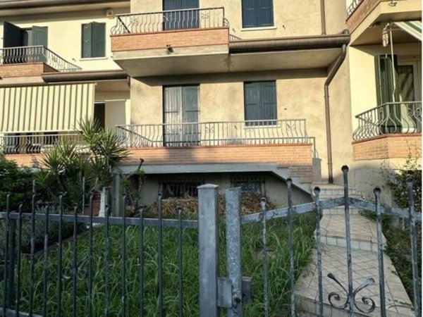 casa indipendente in vendita a Due Carrare