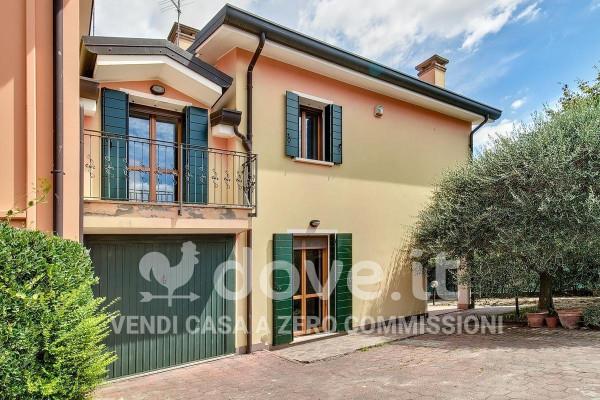 casa indipendente in vendita a Due Carrare