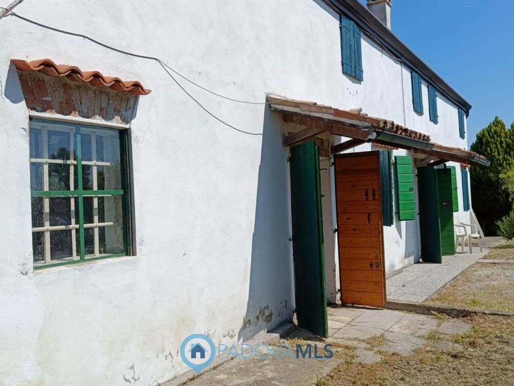 casa indipendente in vendita a Due Carrare