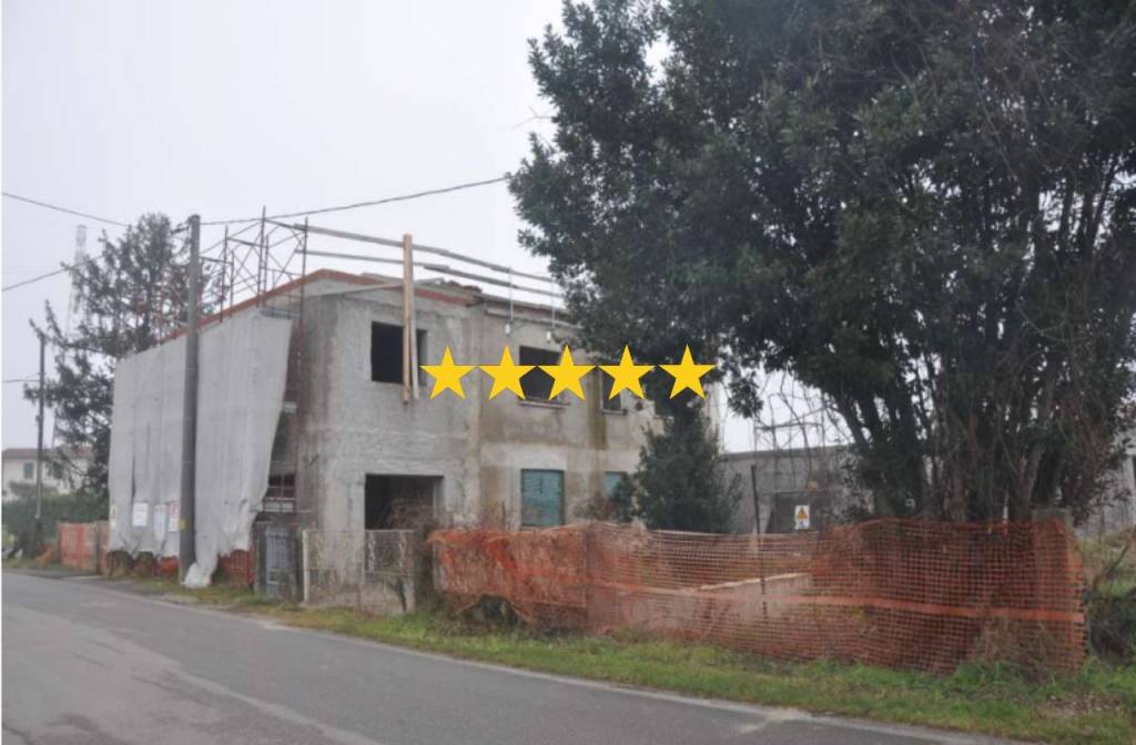 appartamento in vendita a Due Carrare in zona Chiodare