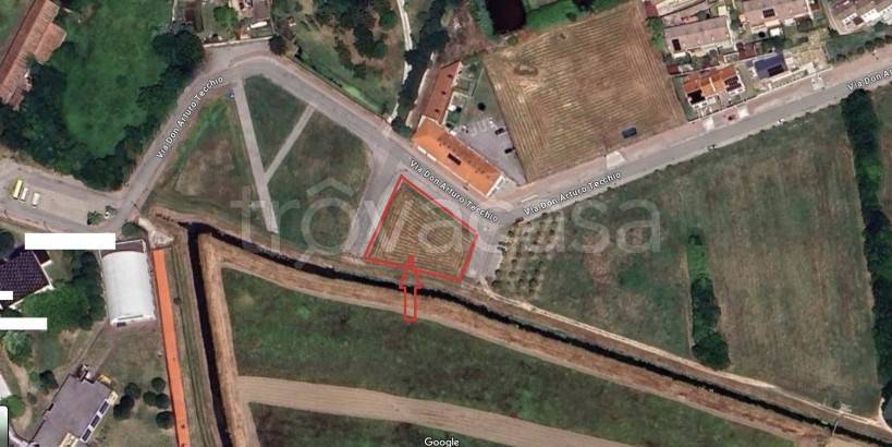 terreno edificabile in vendita a Due Carrare