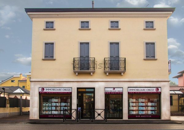 casa indipendente in vendita a Due Carrare