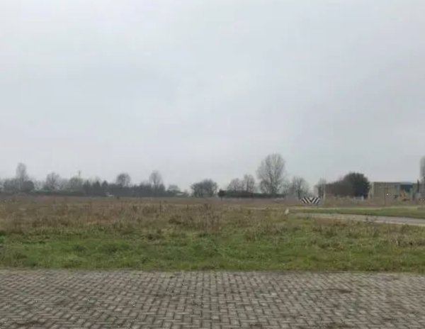 terreno edificabile in vendita a Due Carrare