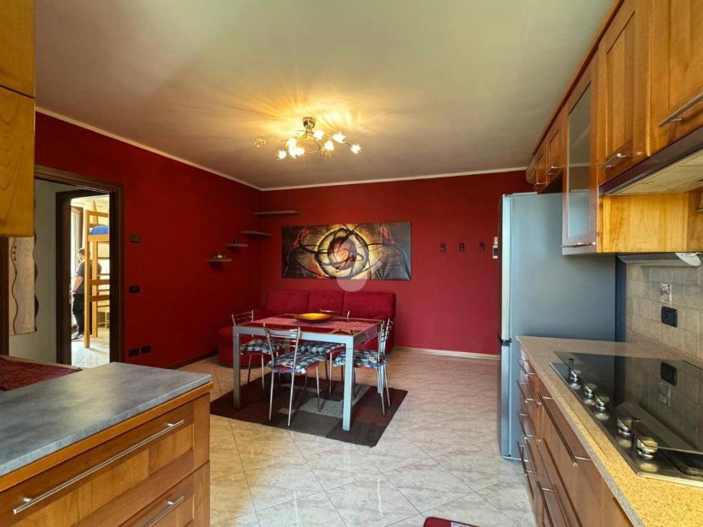 appartamento in vendita a Due Carrare in zona Mezzavia