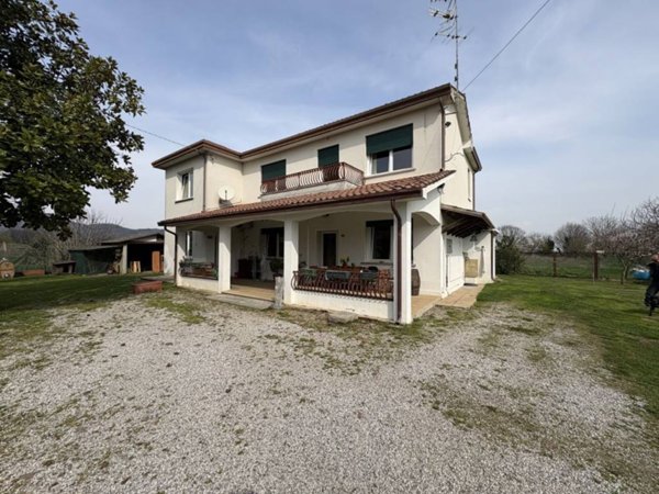 casa indipendente in vendita a Due Carrare