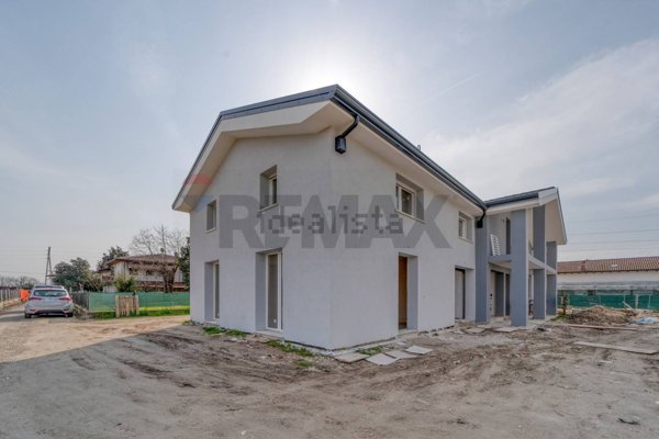 appartamento in vendita a Due Carrare