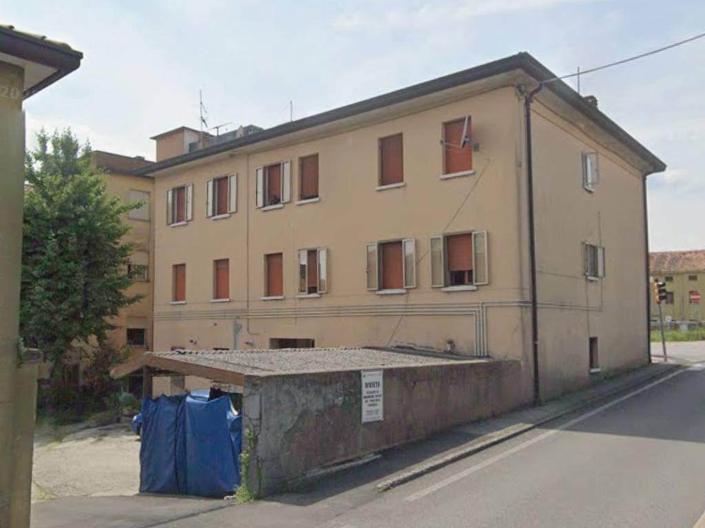 appartamento in vendita a Due Carrare in zona Mezzavia