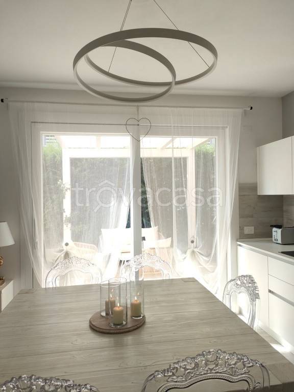 casa indipendente in vendita a Due Carrare