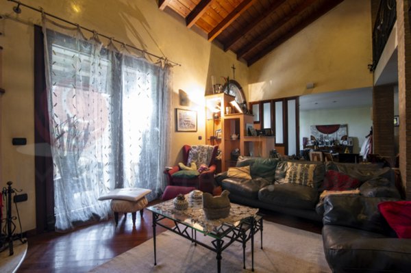 casa indipendente in vendita a Due Carrare in zona Cornegliana