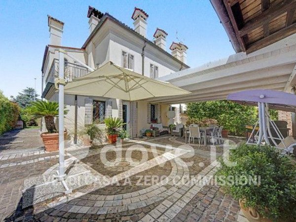 casa indipendente in vendita a Due Carrare in zona Chiodare