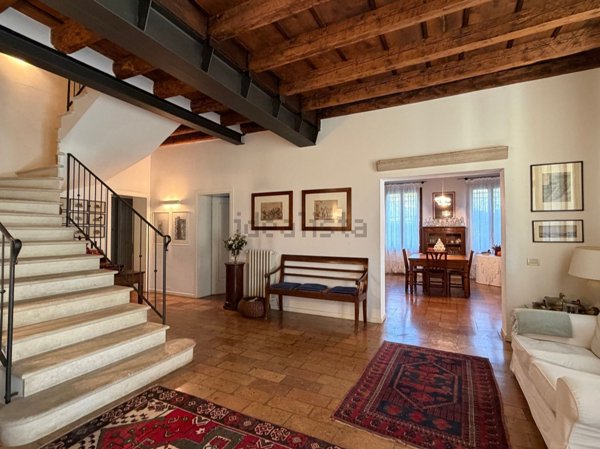 casa indipendente in vendita a Due Carrare in zona Carrara San Giorgio