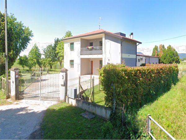 appartamento in vendita a Due Carrare in zona Chiodare
