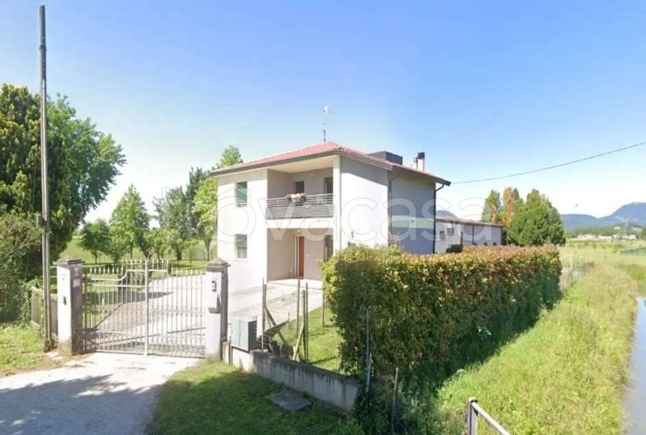 appartamento in vendita a Due Carrare in zona Chiodare