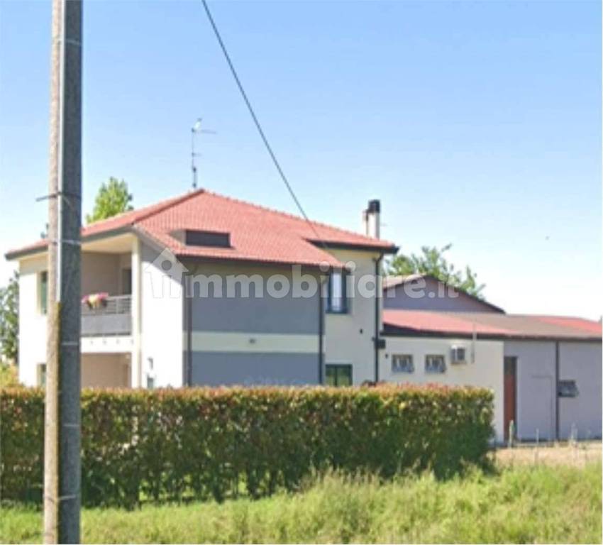 appartamento in vendita a Due Carrare in zona Chiodare