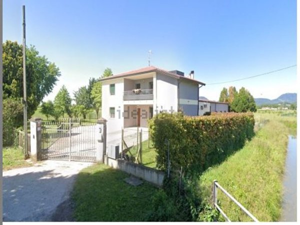appartamento in vendita a Due Carrare in zona Chiodare