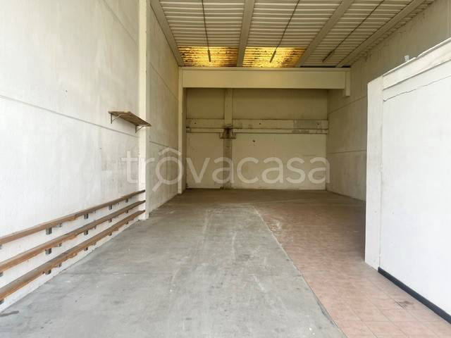 ufficio in vendita a Due Carrare in zona Terradura