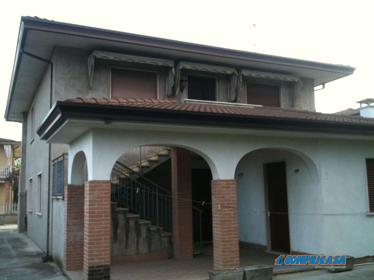 casa indipendente in vendita a Borgo Veneto in zona Megliadino San Fidenzio