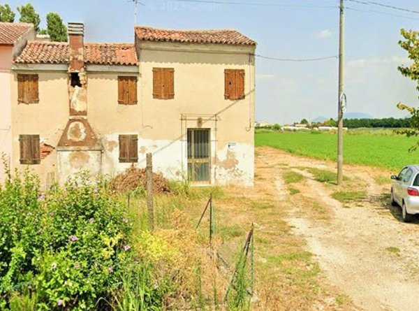 casa indipendente in vendita a Borgo Veneto in zona Santa Margherita d'Adige