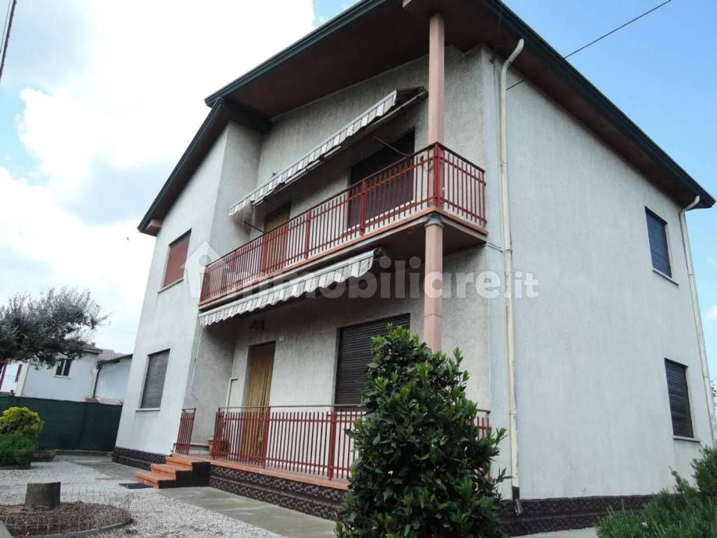 casa indipendente in vendita a Borgo Veneto in zona Santa Margherita d'Adige