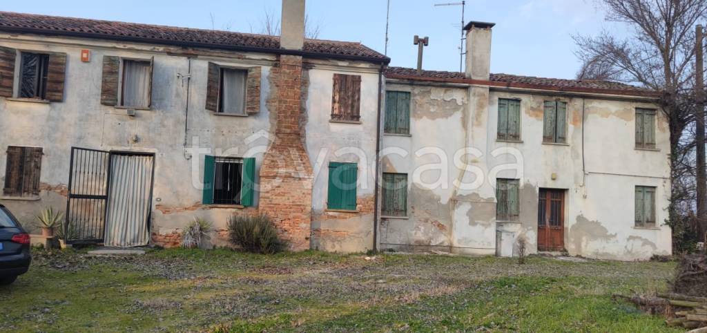 casa indipendente in vendita a Borgo Veneto in zona Saletto