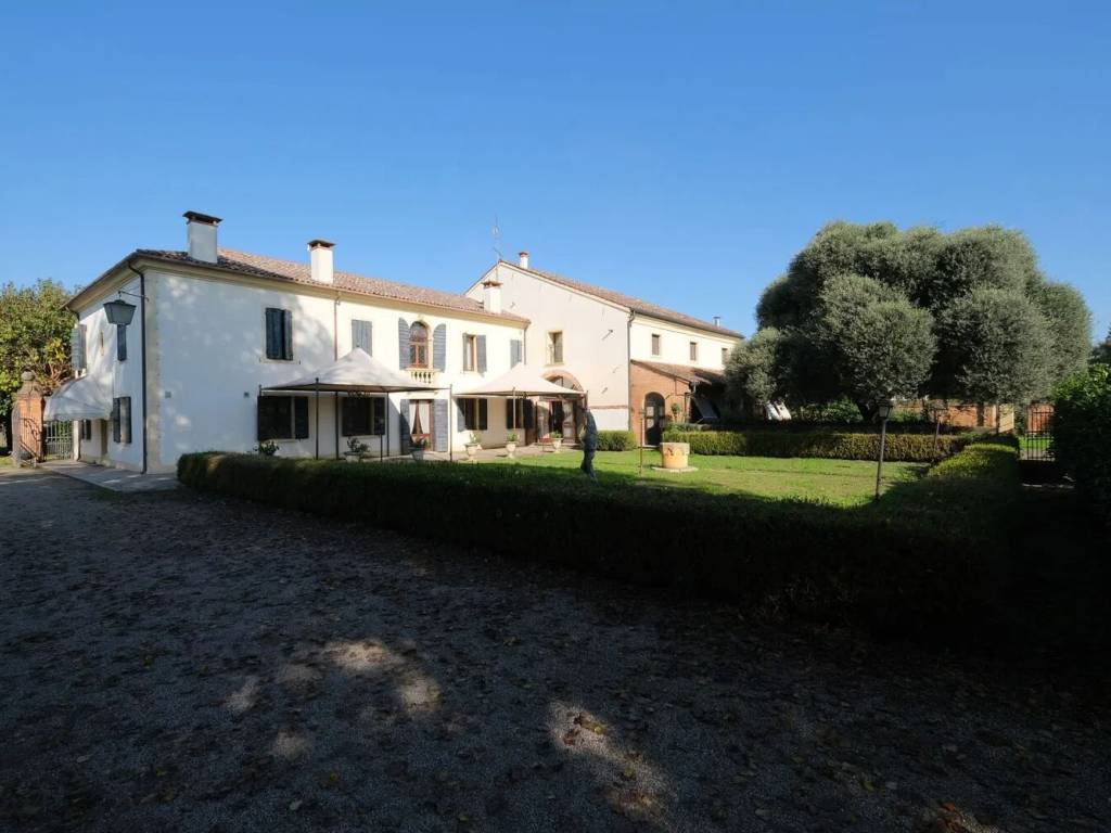 villa in vendita a Borgo Veneto