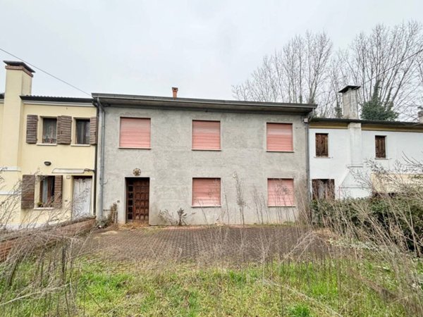 casa indipendente in vendita a Borgo Veneto in zona Megliadino San Fidenzio