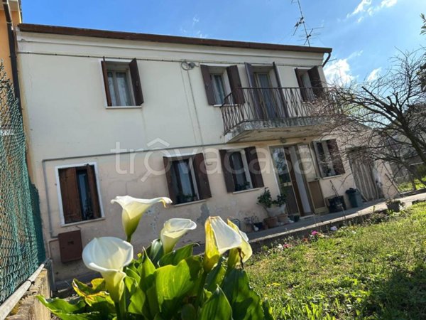 casa indipendente in vendita a Borgo Veneto in zona Saletto