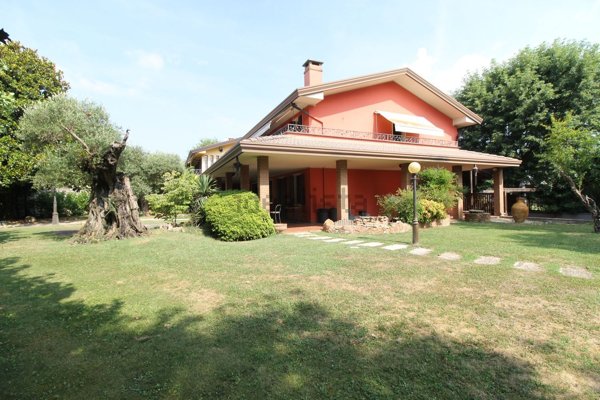 casa indipendente in vendita a Borgo Veneto in zona Saletto