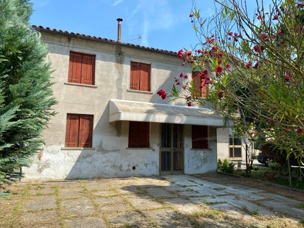 casa indipendente in vendita a Borgo Veneto in zona Megliadino San Fidenzio