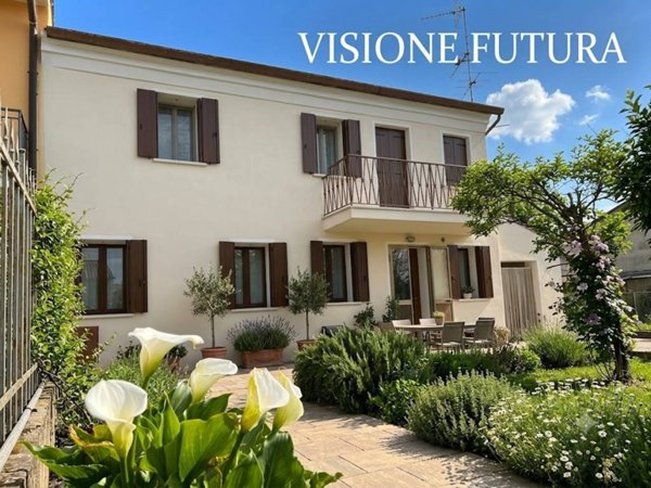 casa indipendente in vendita a Borgo Veneto in zona Saletto
