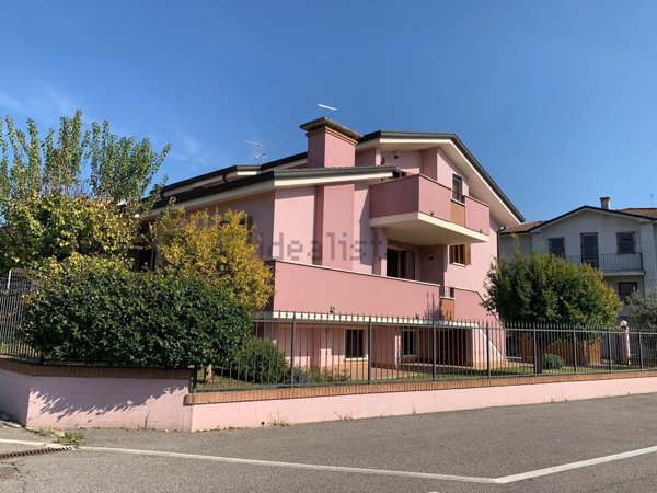 casa indipendente in vendita a Borgo Veneto in zona Saletto