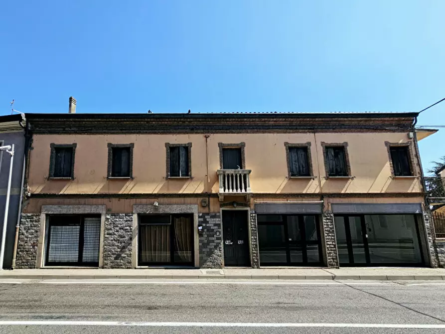 negozio in vendita a Borgo Veneto in zona Saletto